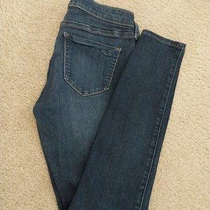 Hollister Low Rise Jean Legging (Advanced Stretch)